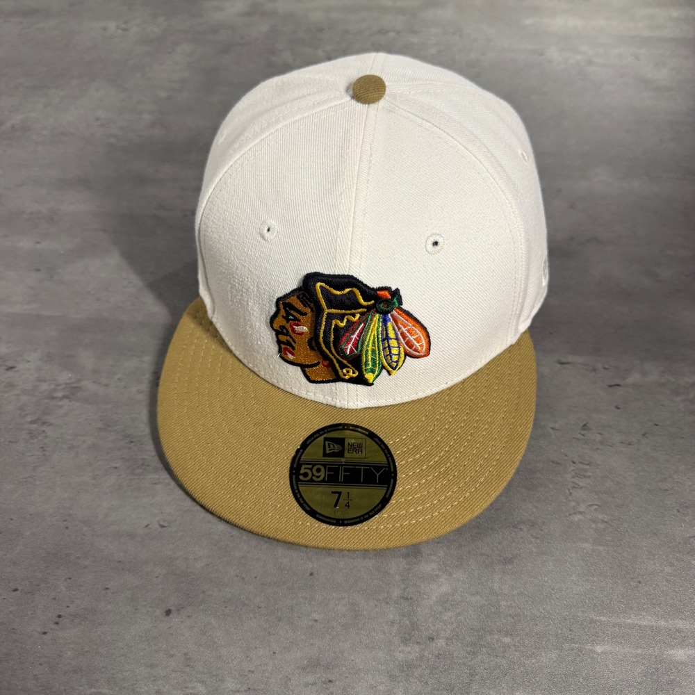 Vintage New Era Chicago Blackhawks Hat‎ 7 1/4 White Tan Wool Blend 59FIFTY NHL